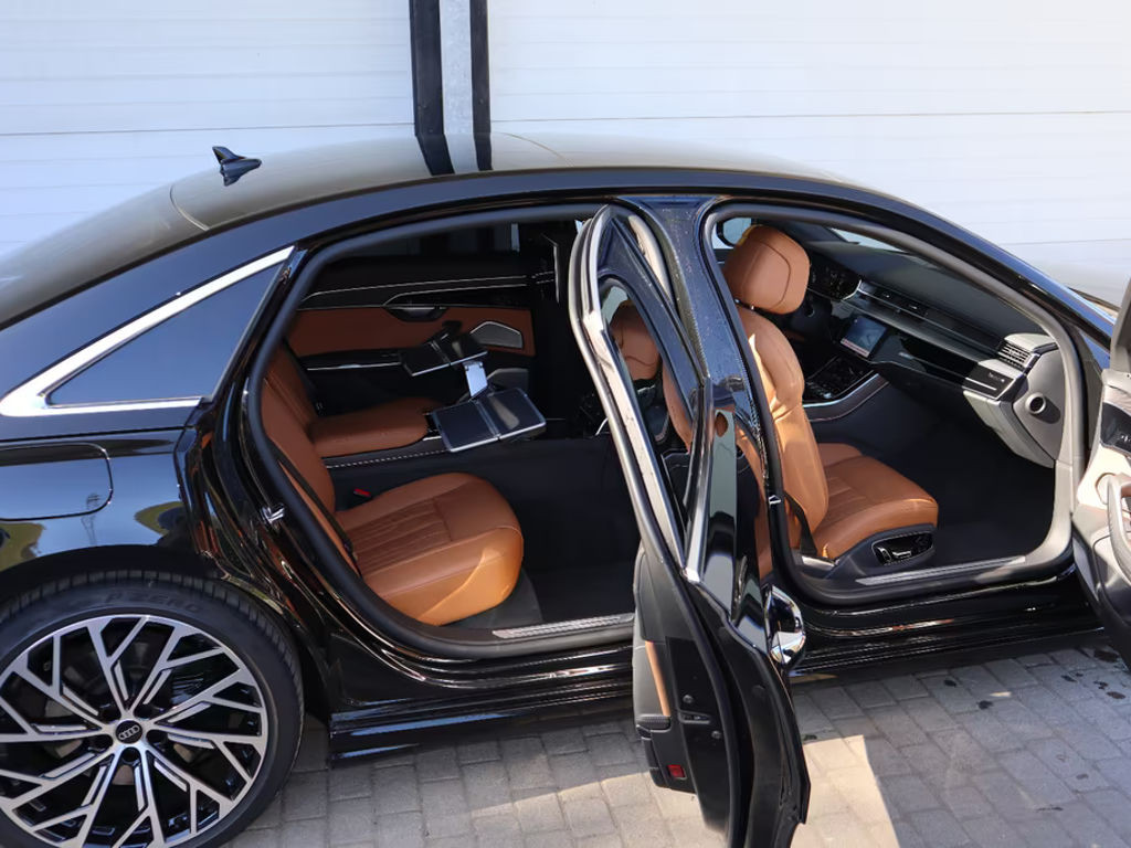 Audi A8 Lang 60 TFSI