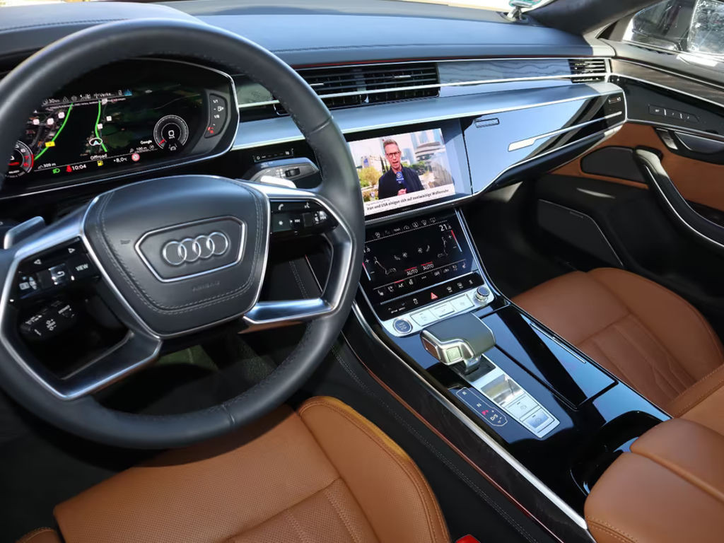 Audi A8