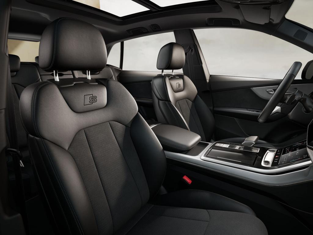 Audi Q8 S-Line