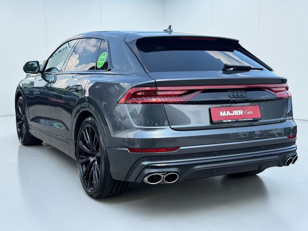 Audi SQ8