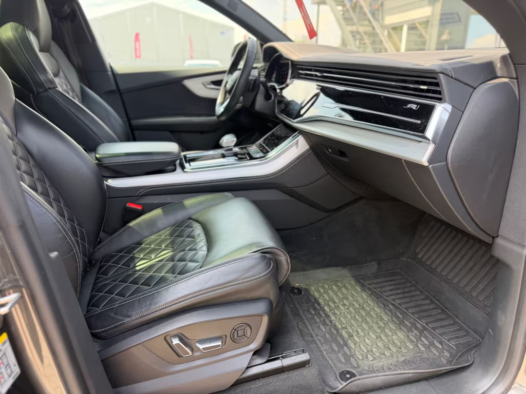 Audi SQ8