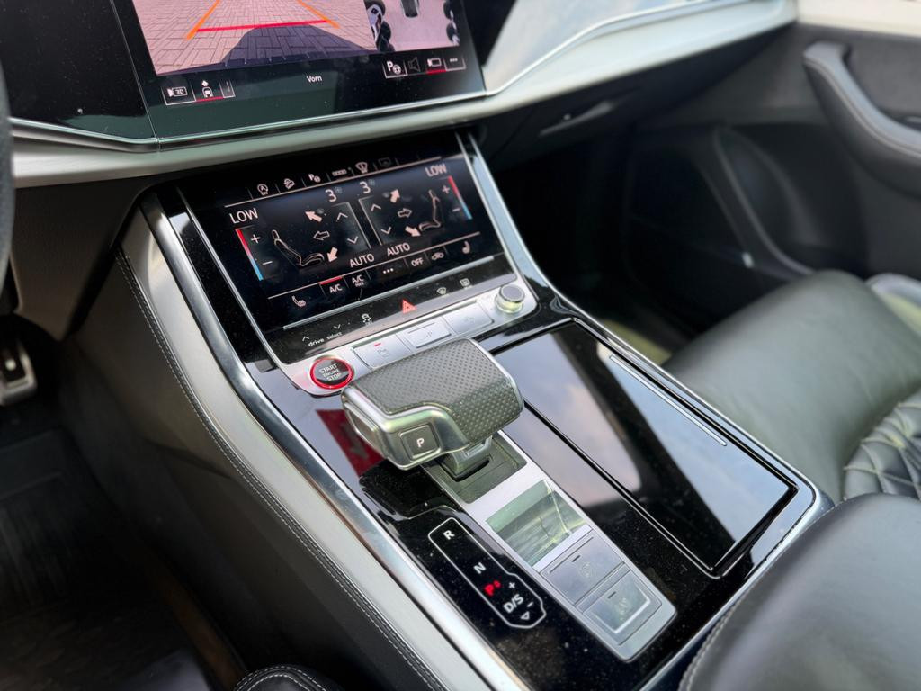 Audi SQ8