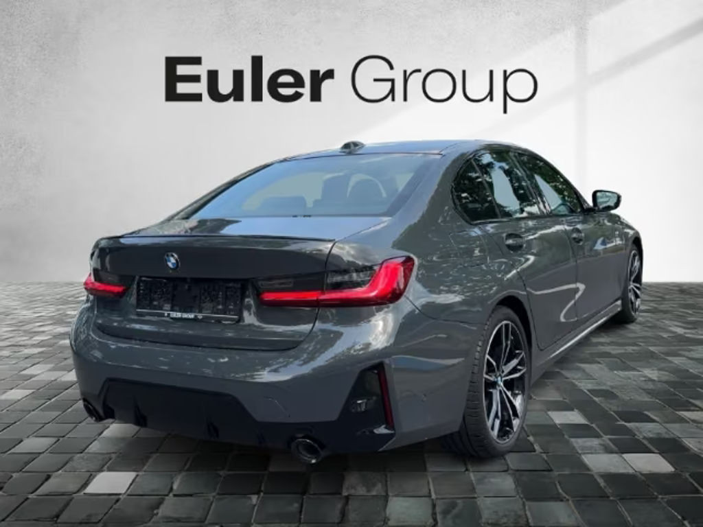 BMW 3 Serie 330 xDrive Sedan 330i