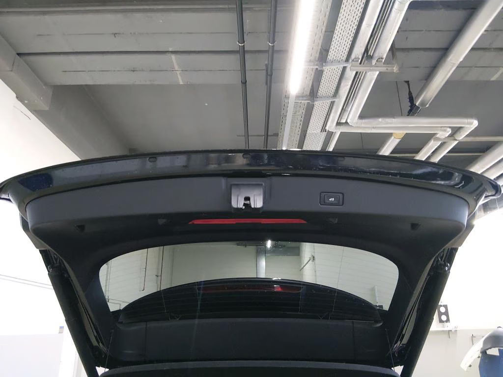 Audi Q4 e-tron Q4 45 e-tron advanced AHZ Wärmepumpe Matrix