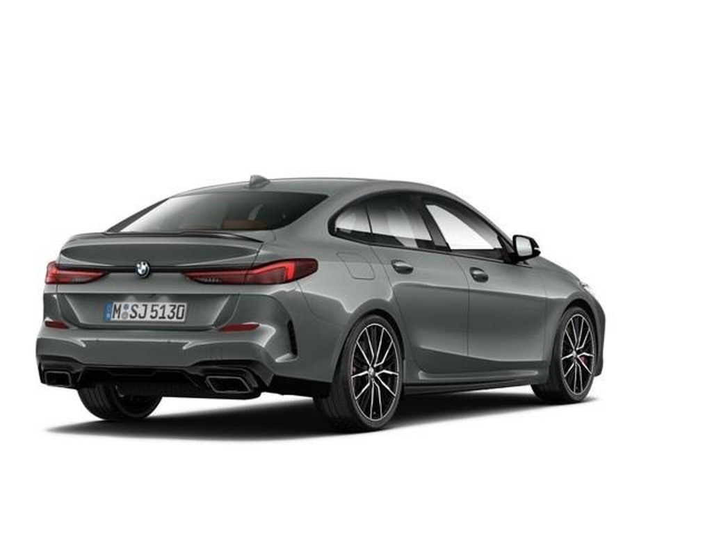 BMW M235