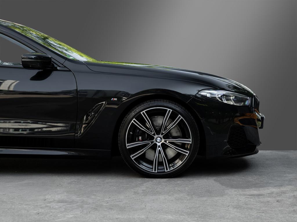 BMW M850