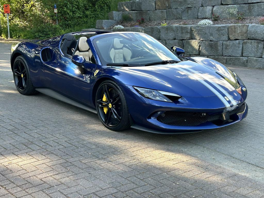 Ferrari 296 GTS