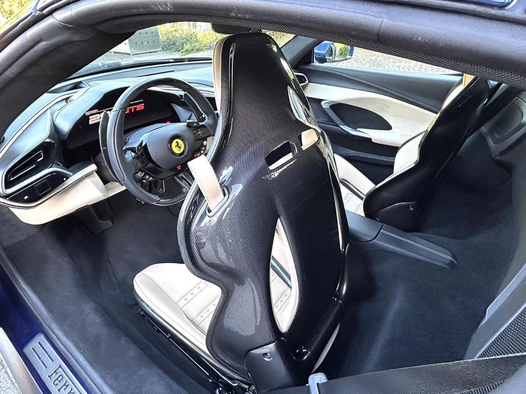 Ferrari 296 GTS