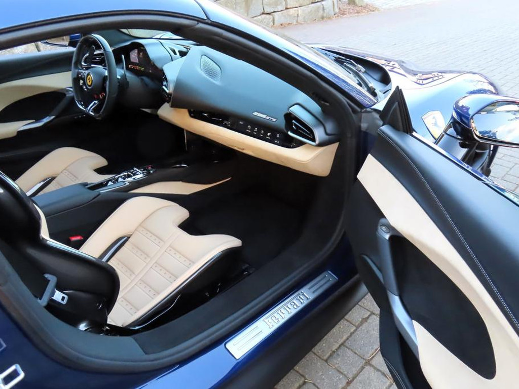 Ferrari 296 GTS