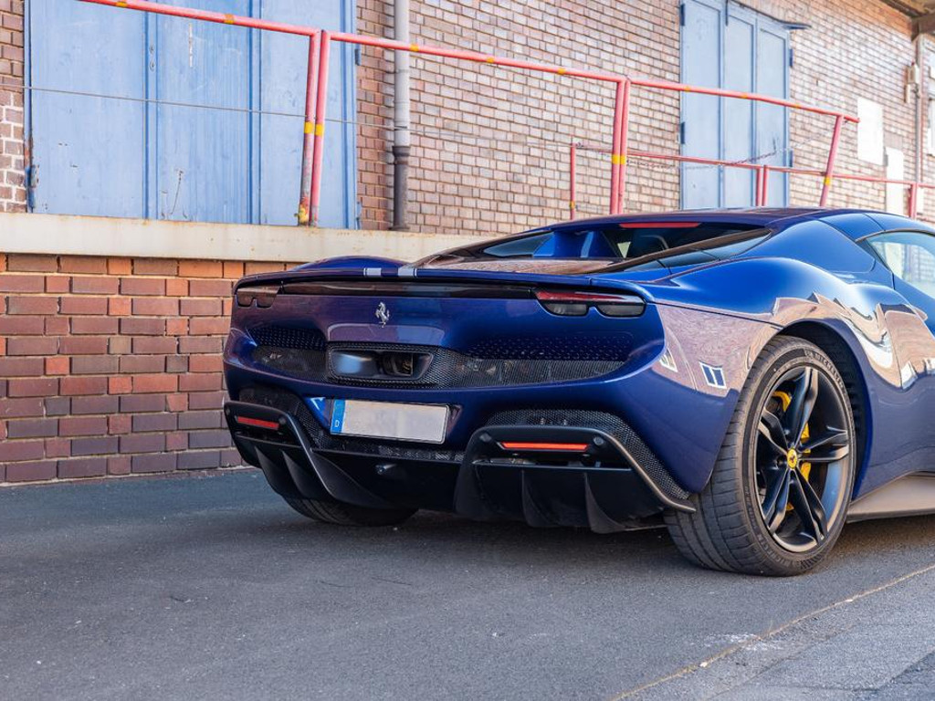 Ferrari 296 GTS