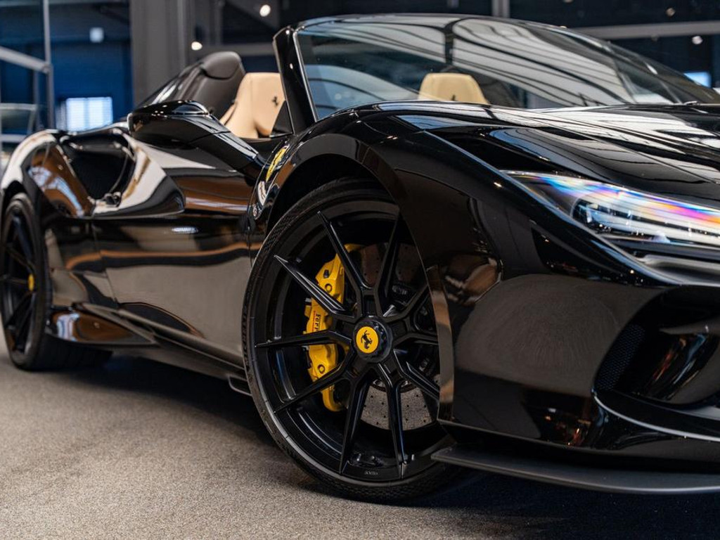 Ferrari F8