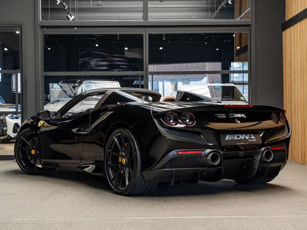 Ferrari F8