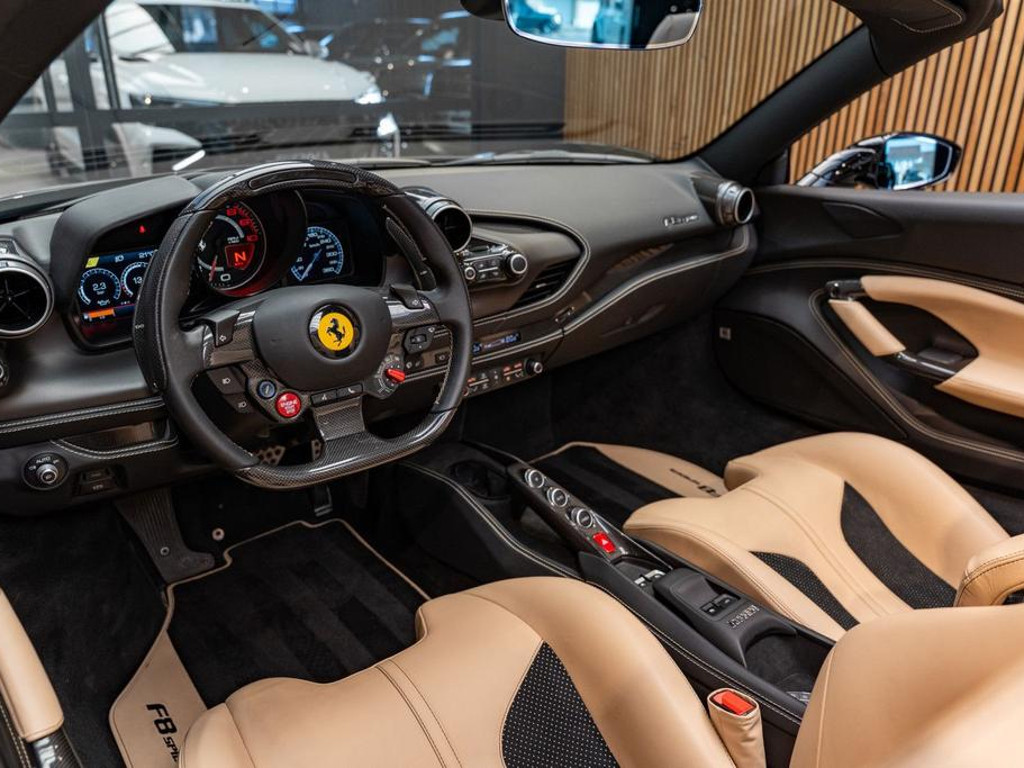 Ferrari F8