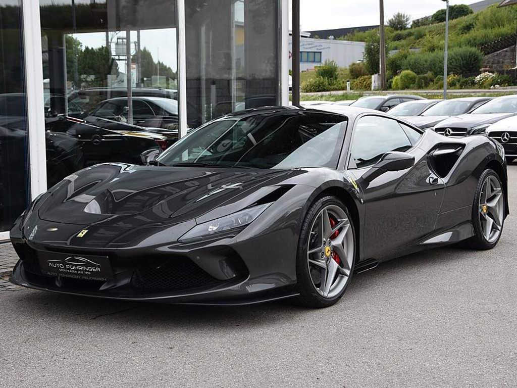 Ferrari F8