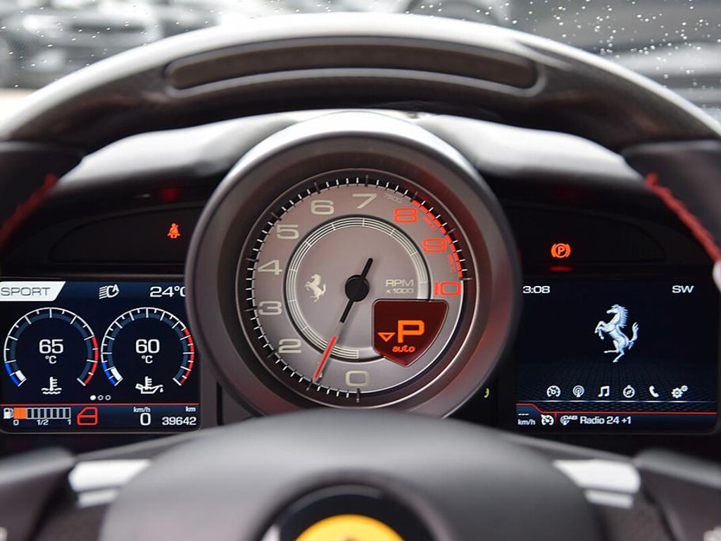 Ferrari F8