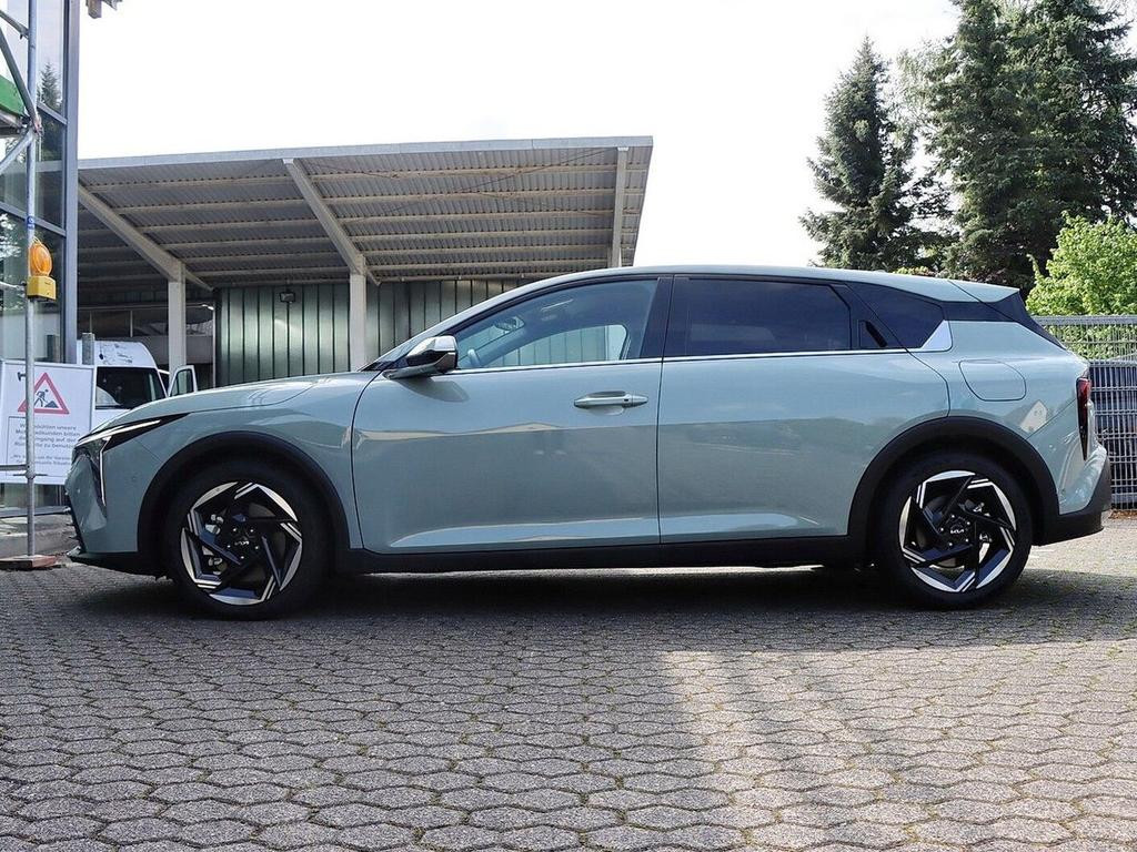 Kia K4