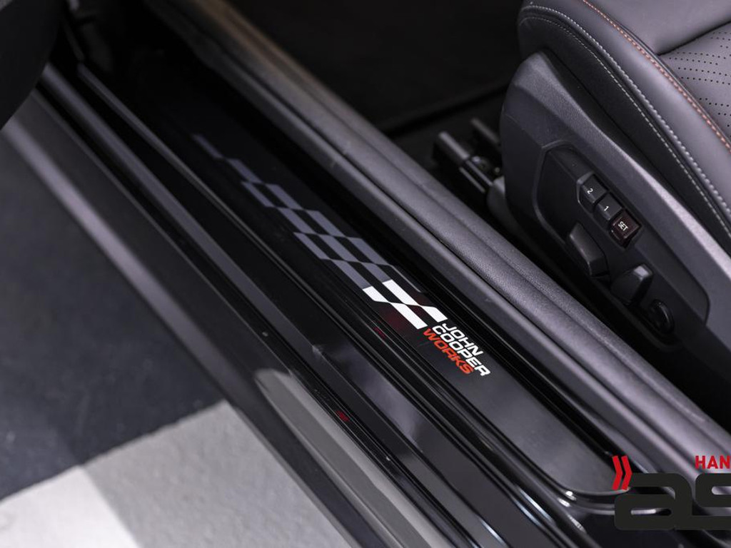 Mini John Cooper Works Cabrio