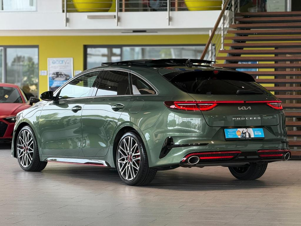 Kia ProCeed