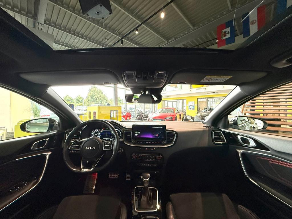Kia ProCeed