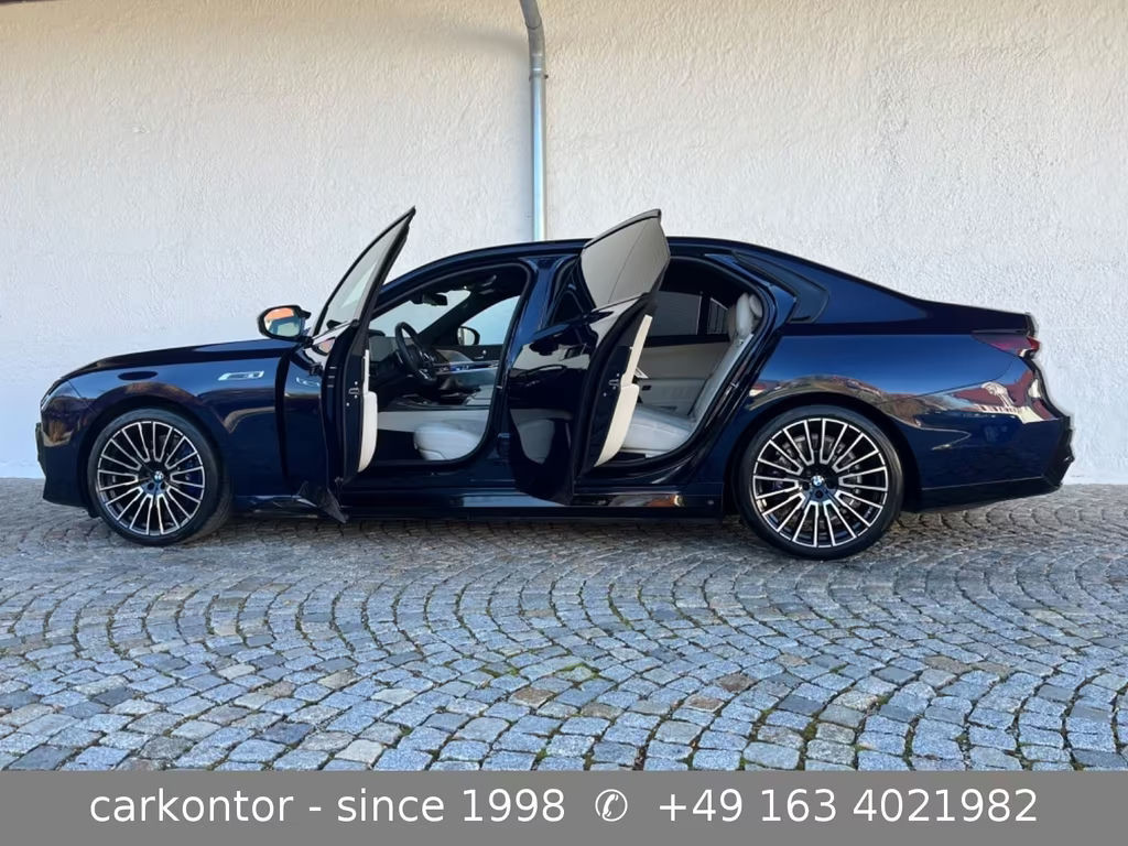 BMW i7 M-Sport xDrive Sedan M70