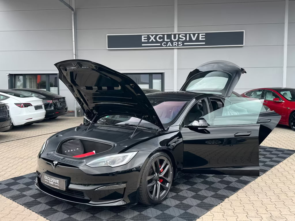 Tesla Model S