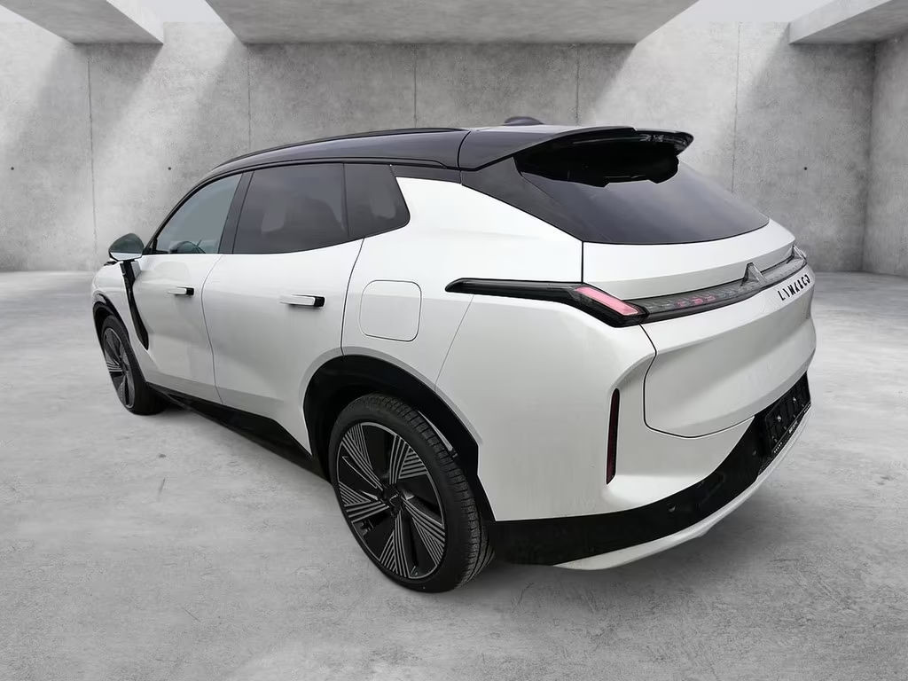 Lynk&Co 08
