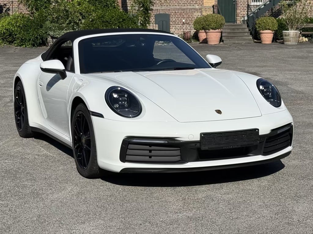 Porsche 911 992 Carrera Cabriolet