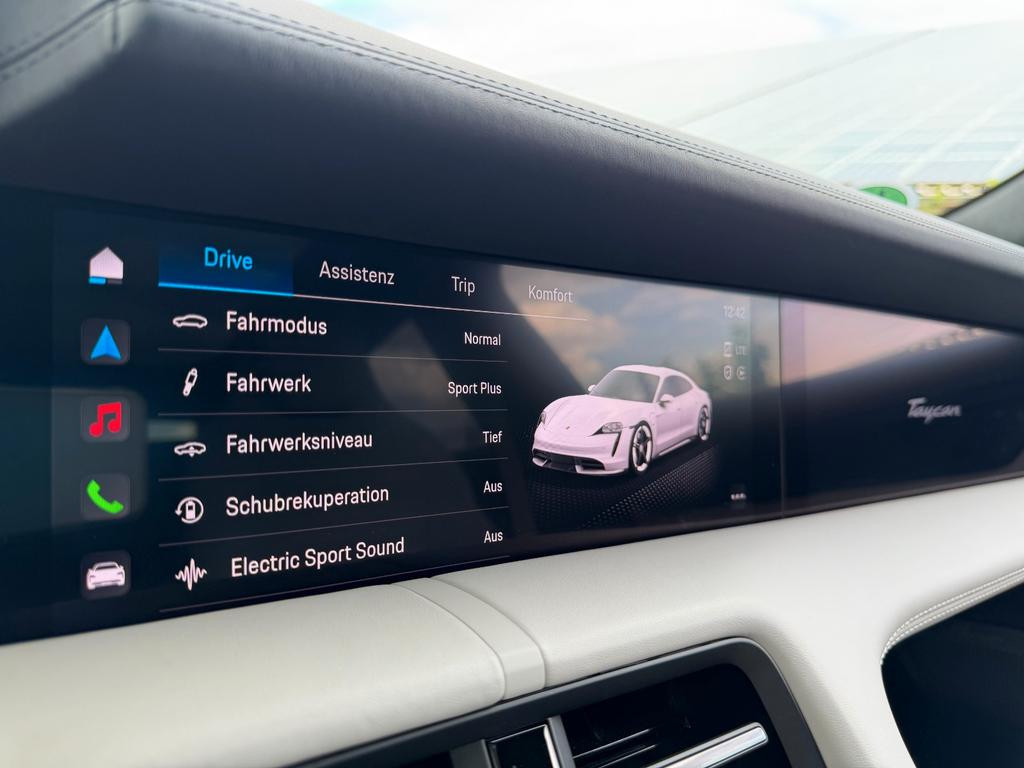Porsche Taycan