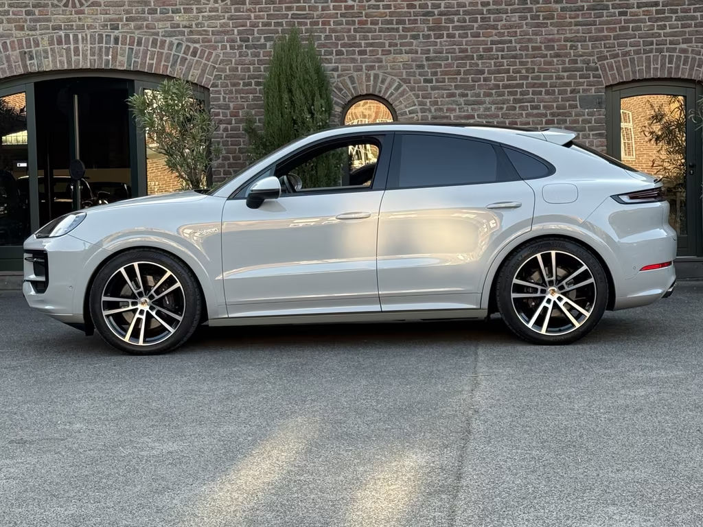 Porsche Cayenne E-Hybrid Coupé
