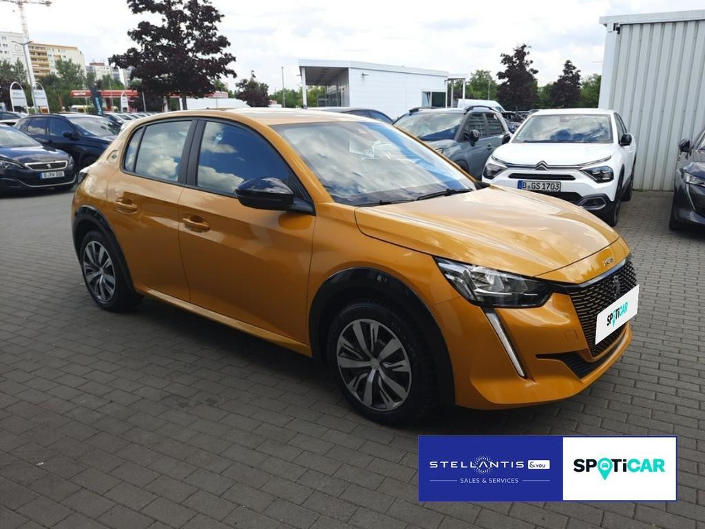Peugeot e-208