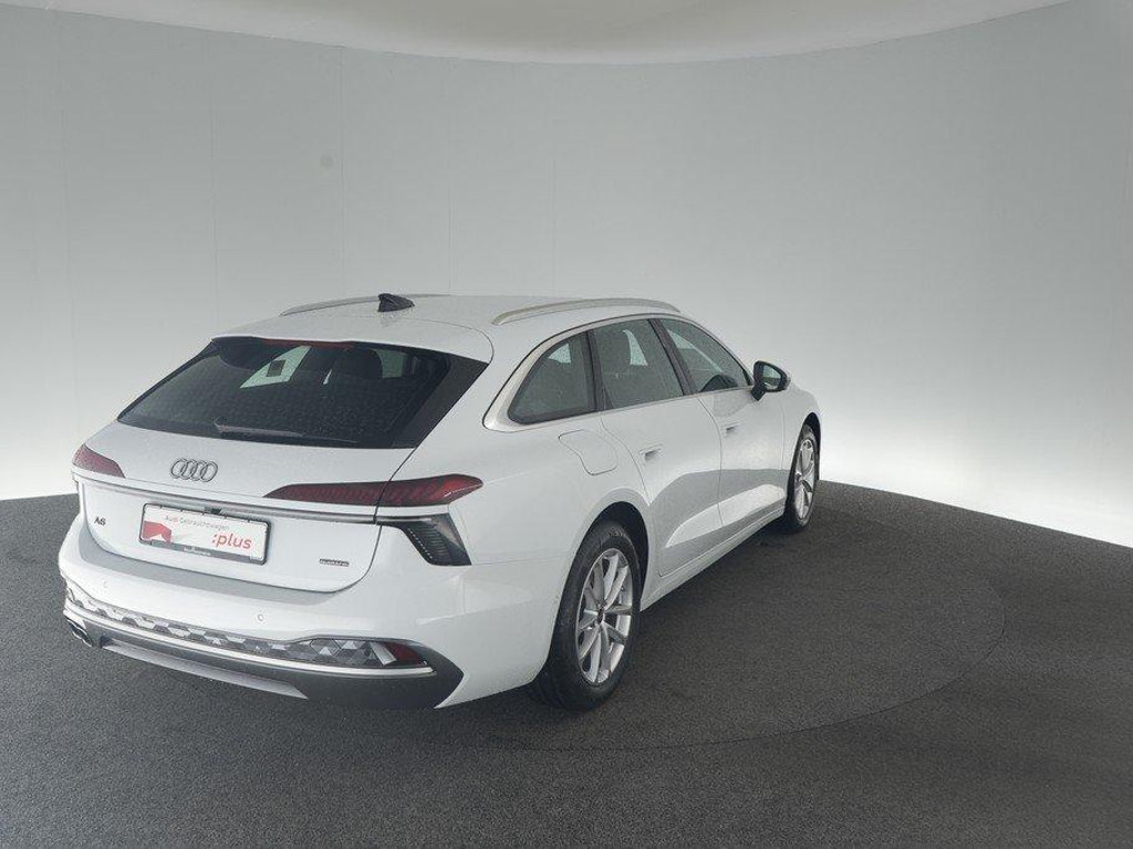 Audi A6 Avant S-Tronic 2.0 TDI