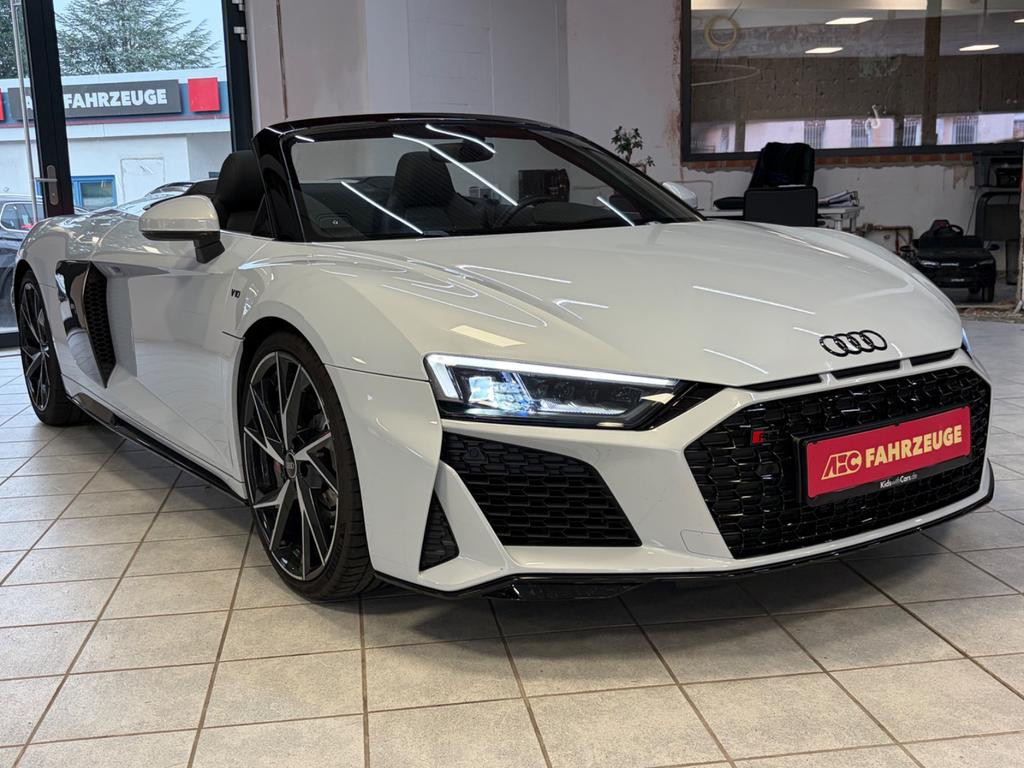 Audi R8