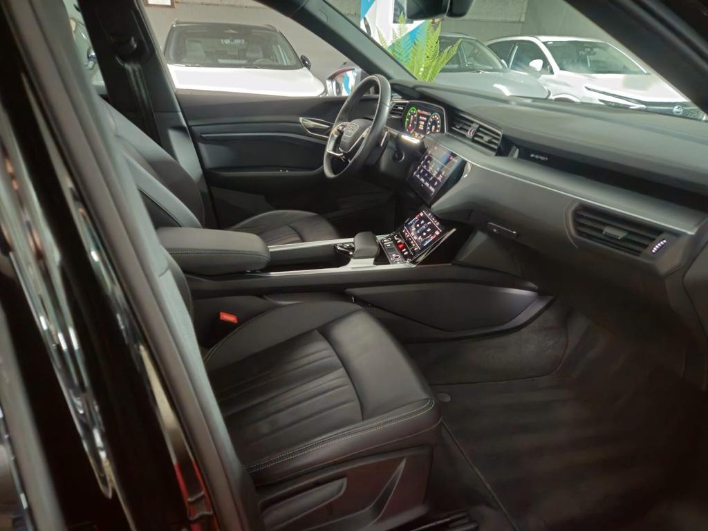 Audi Q8 e-tron