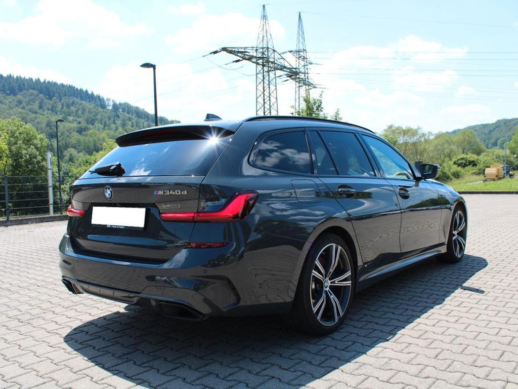 BMW M340