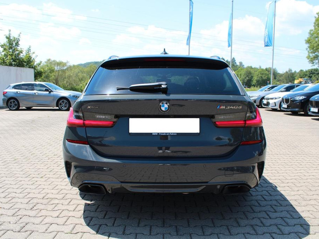 BMW M340