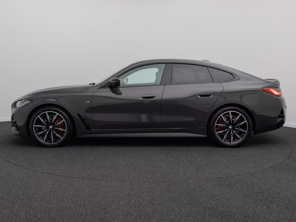 BMW M440