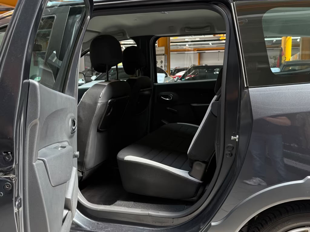 Dacia Lodgy