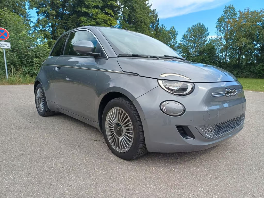 Fiat 500e Comfort Style SHZ PDC RFK Lane