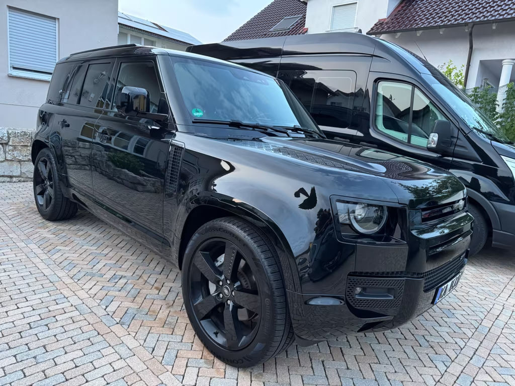 Land Rover Defender 3.0