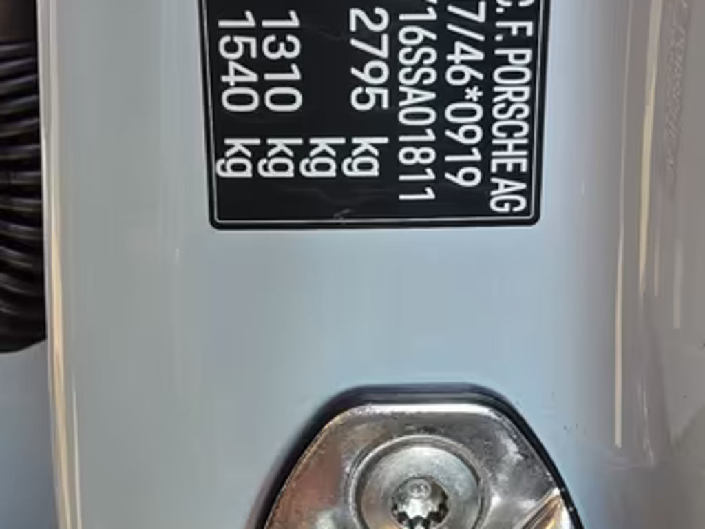 Porsche Taycan