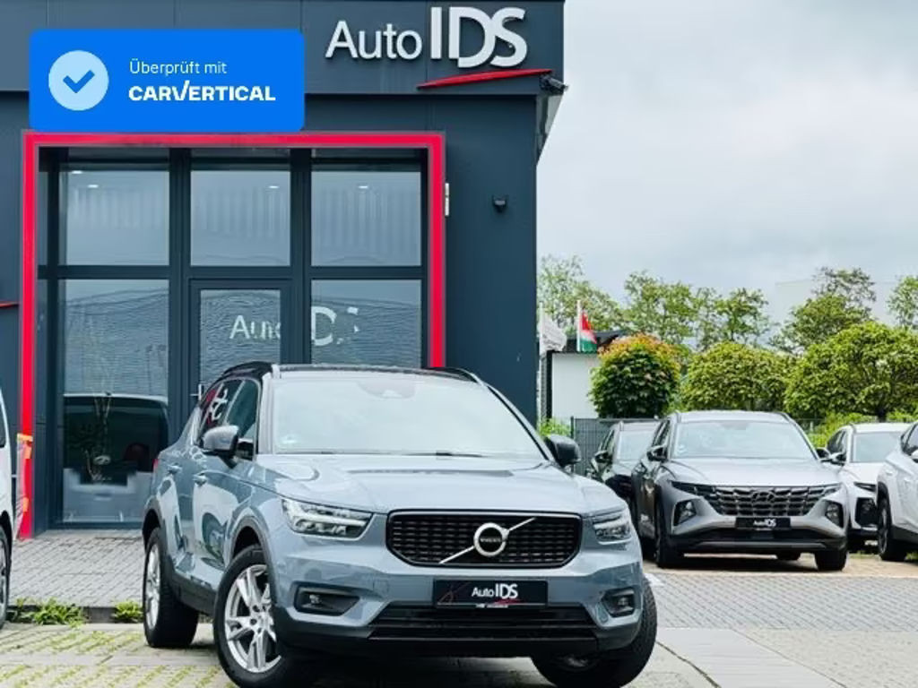 Volvo XC40 R-Design Recharge