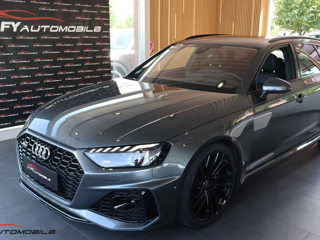 Audi RS4 Quattro