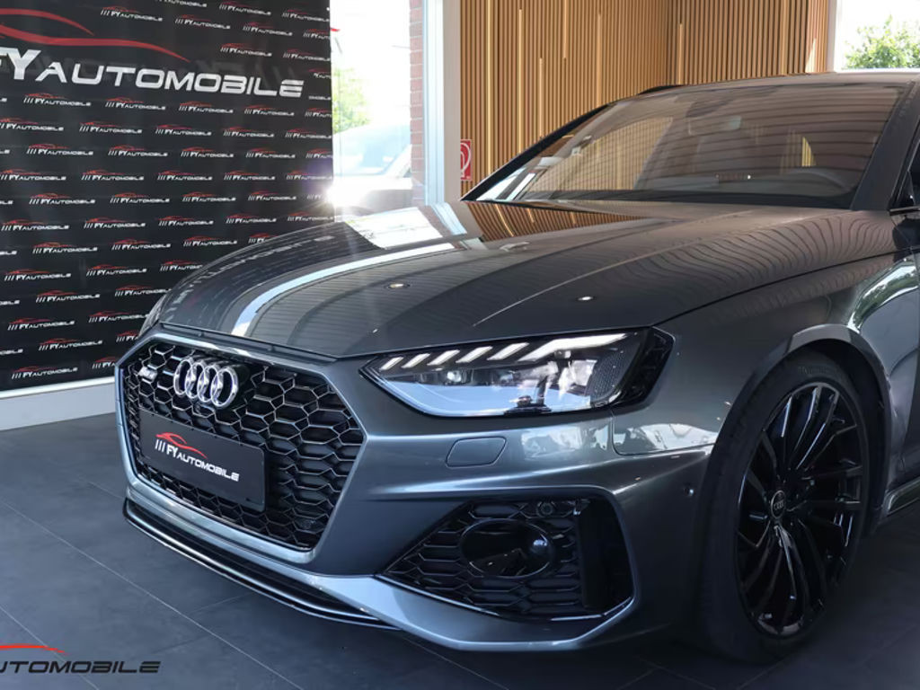Audi RS4