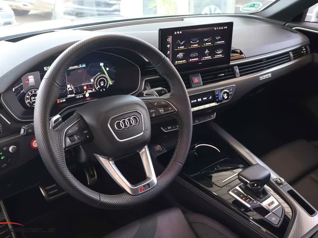 Audi RS4