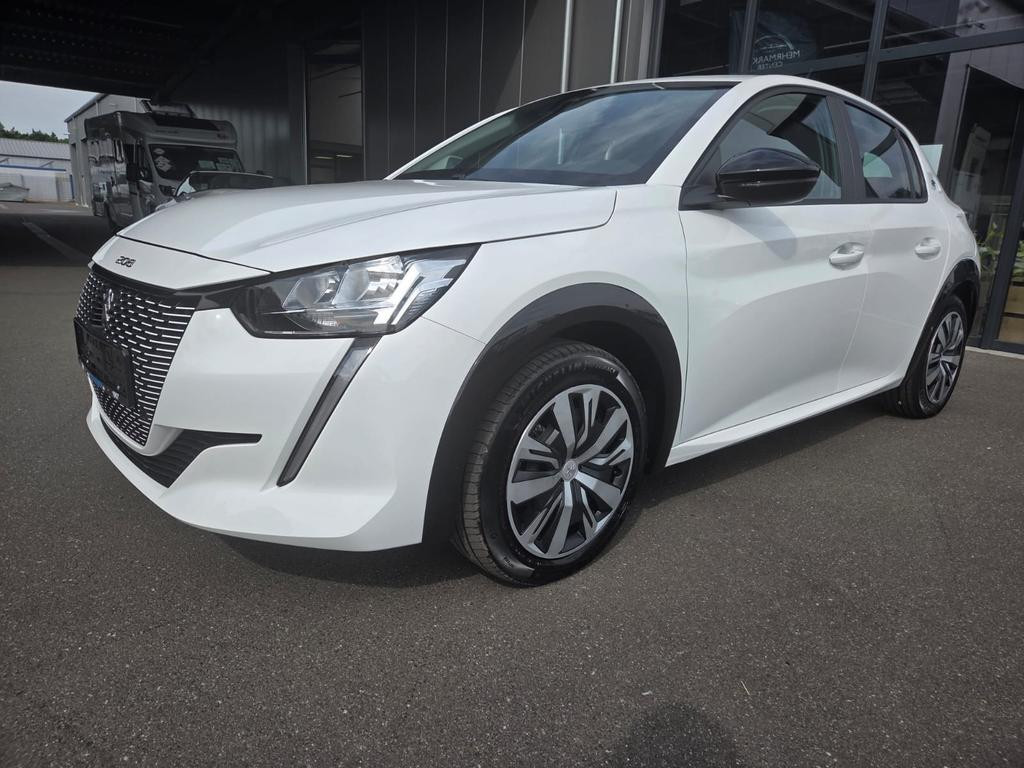 Peugeot e-208 Active Pack