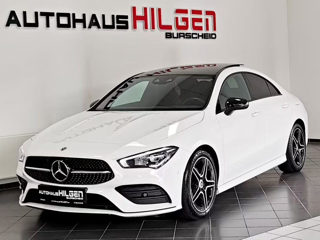 Mercedes-Benz CLA-Klasse CLA 180 AMG Line Sedan
