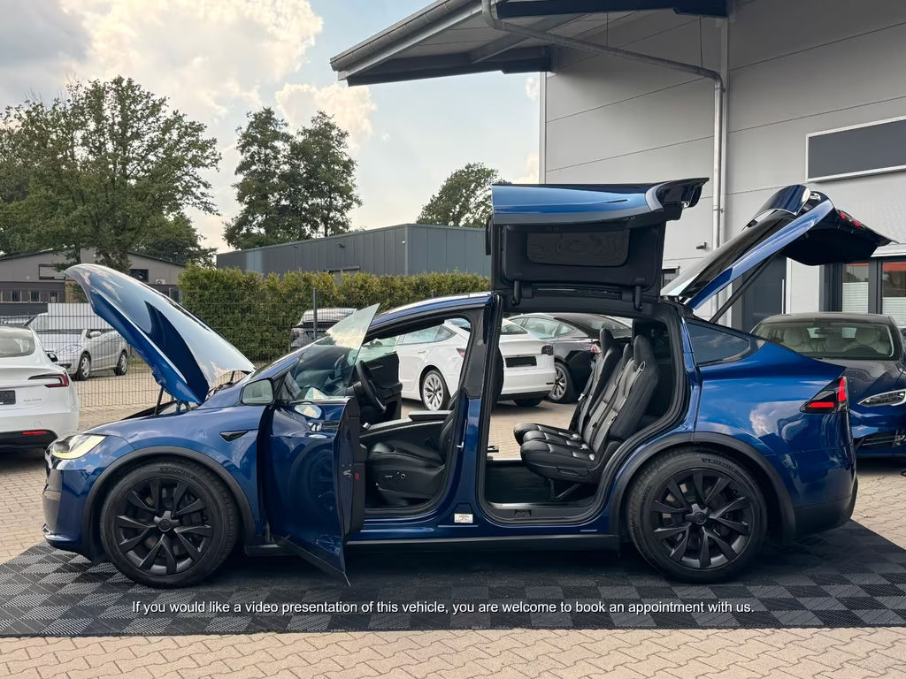 Tesla Model X