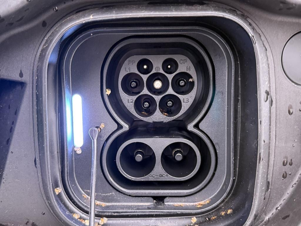 Volvo EX40