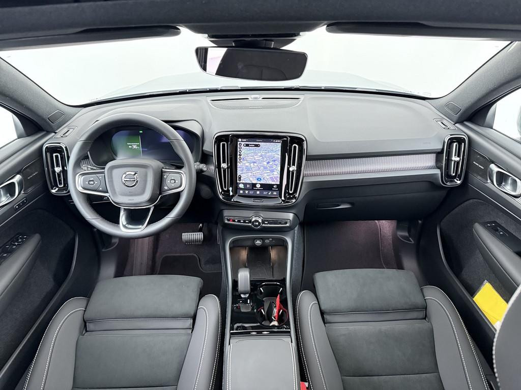 Volvo EX40