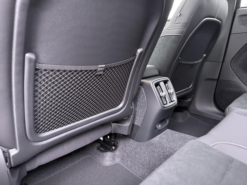 Volvo EX40
